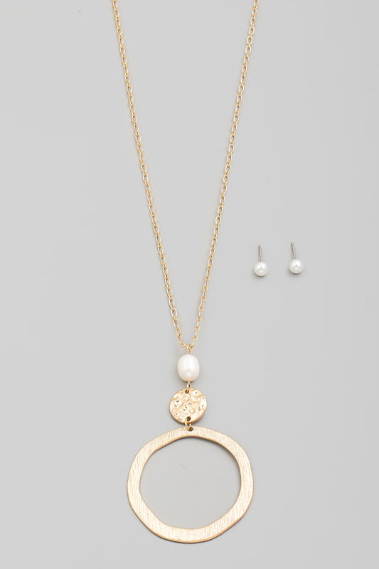 Textured Hoop Pendant Long Necklace Set | Gold