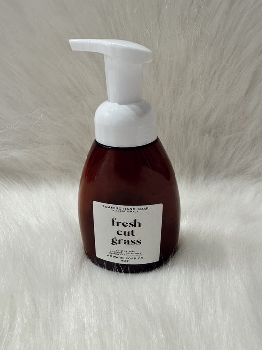 Foaming Hand Soap | Fresh Cut Grass